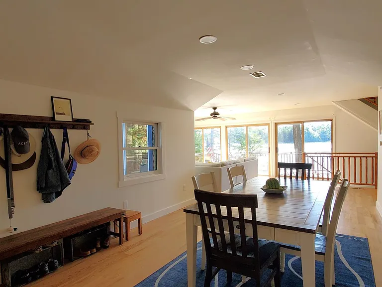 4390 Lakeview Trl — Photo 9