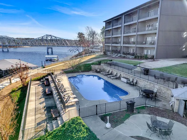 1317 Lake Shore Dr, Jasper, AL 35504