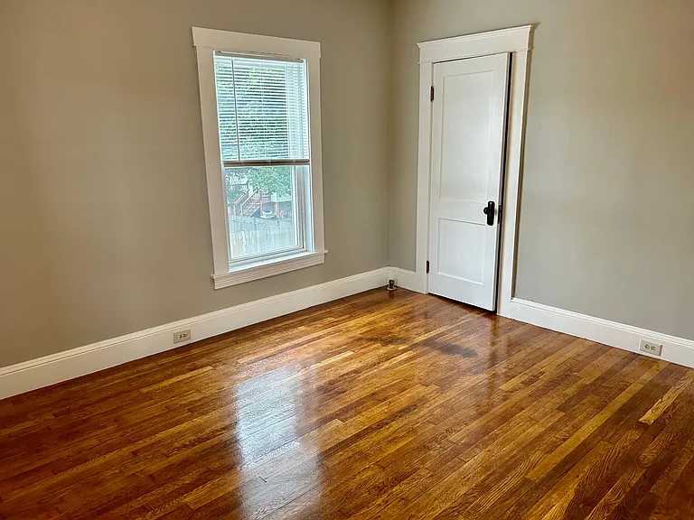 78 Belmont St #2 — Photo 4