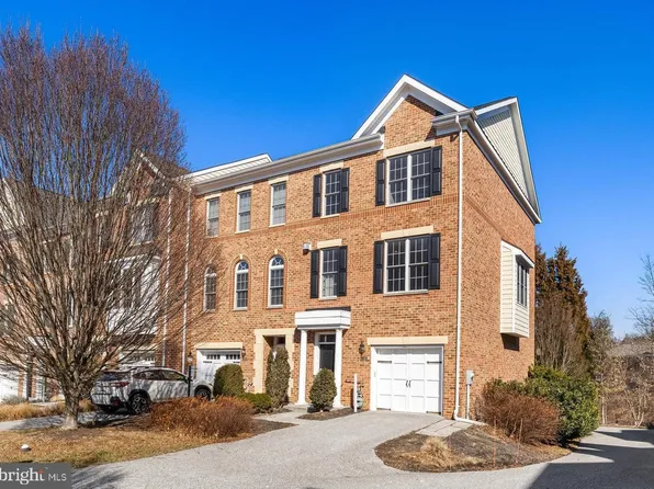 133 Hearth Ct, Baltimore, MD 21212