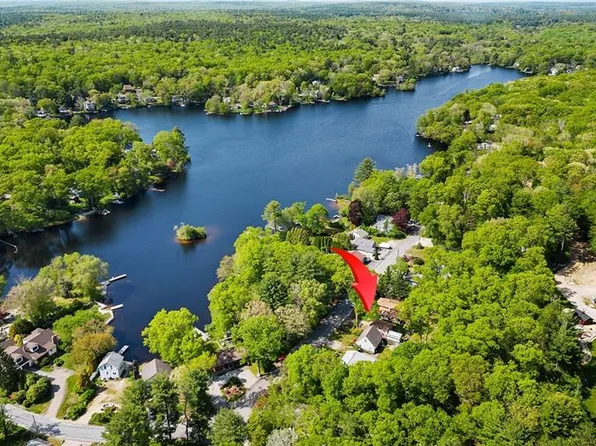 200 E Shore Dr, Exeter, RI 02822