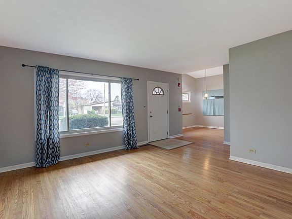 5th image of 8430 W Clara Dr
