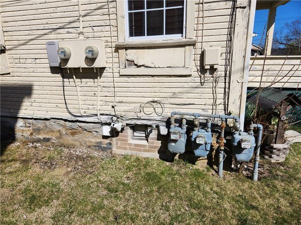528 Carbon St, Butler, PA 16001