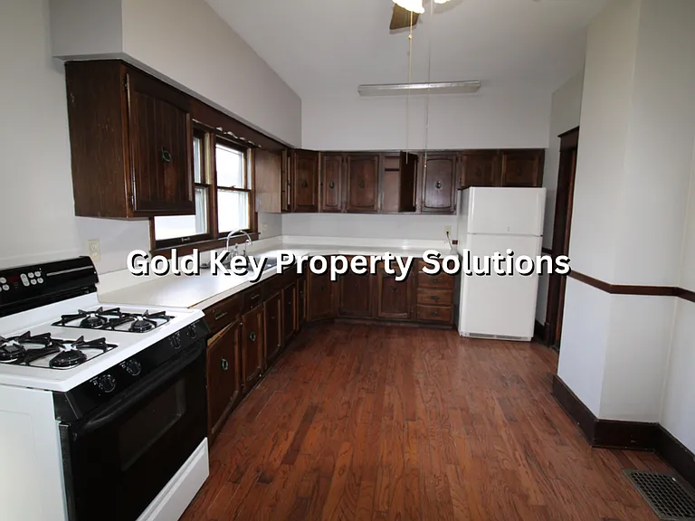 1629 Central Ave — Photo 14