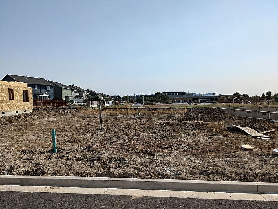 1st image of 1451 Broadway Ave