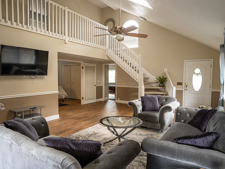 5008 E Liberty St — Photo 14