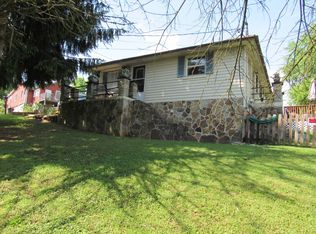 1025 Clark St, Bristol, VA 24201
