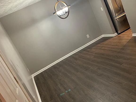 3rd image of 6203 Fairington Ridge Cir