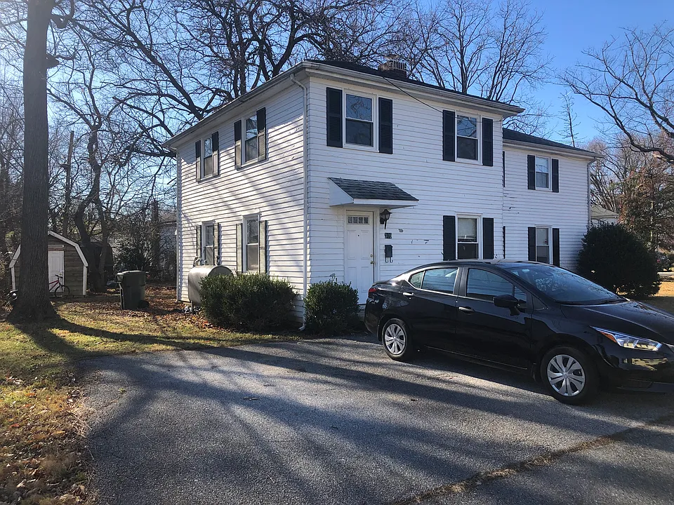309 Delaware Cir