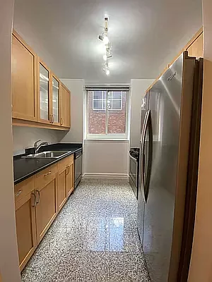 Rented by Park River | media 7