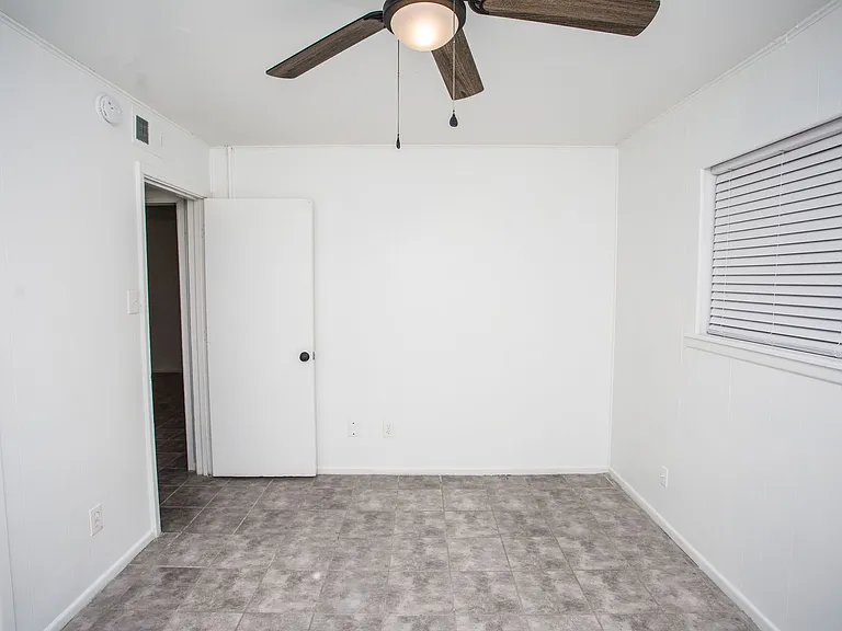 306 N Toledo Ave — Photo 69