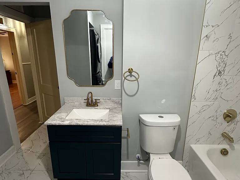 927 W Victory Dr — Photo 16