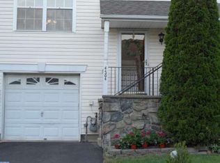 4564 Louise Saint Claire Dr, Doylestown, PA 18902
