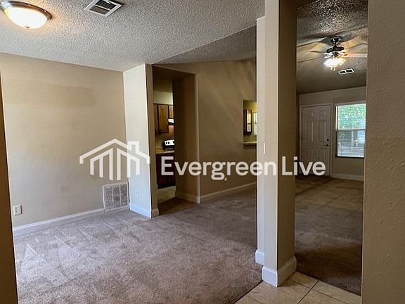 3rd image of 118 Pembroke Ct