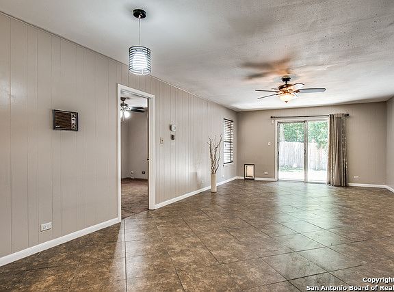 4th image of 6219 Pancho Villa Dr