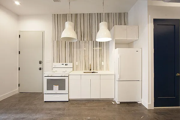 Rented by Brooklyn Group | media 17