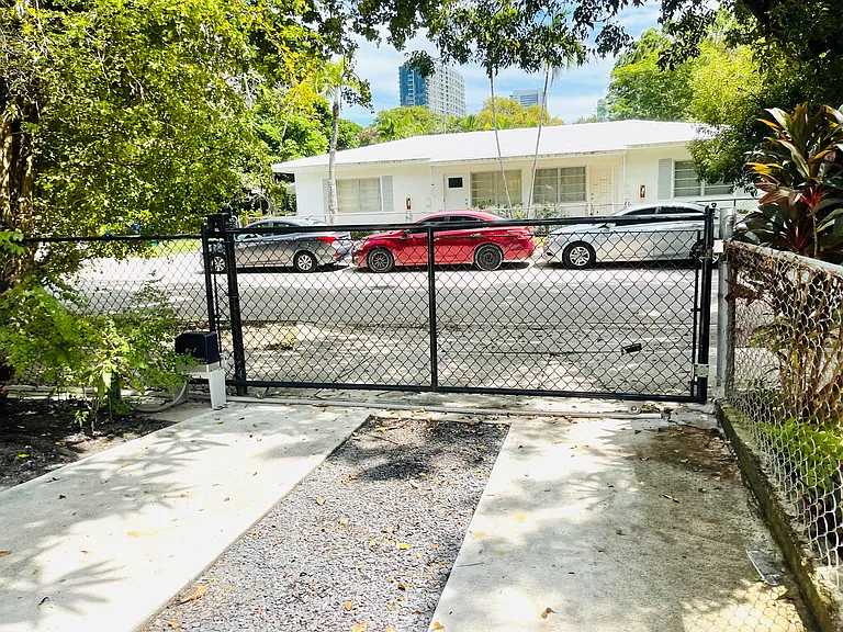 3010 NW 1st Ave — Photo 12