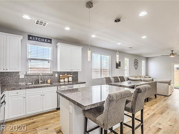 3rd image of 7796 Santos Bay Ct