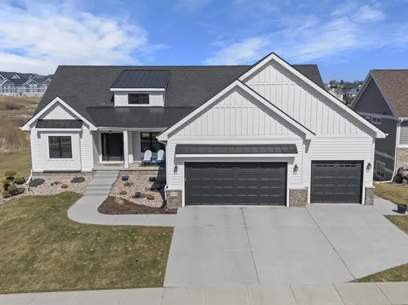 1215 Water Wheel Drive, Waunakee, WI 53597