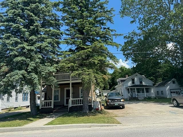 2nd image of 123 Bradford Street