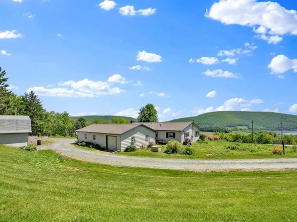 748 Mann Hill Rd, Tioga, PA 16946