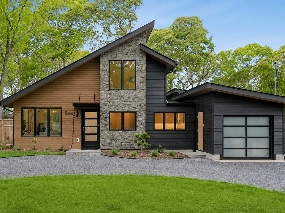 17 Heather Dr