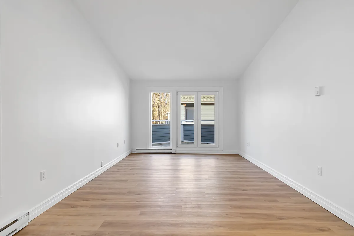Building Photo - 7 Brookdale Ct #705