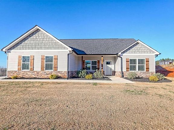 2nd image of 995 Dortch Rd