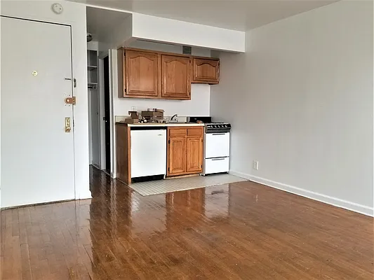 Rented by (LEGACY NOT ACTIVE) DiGiulio Group Real Estate, LLC | media 24