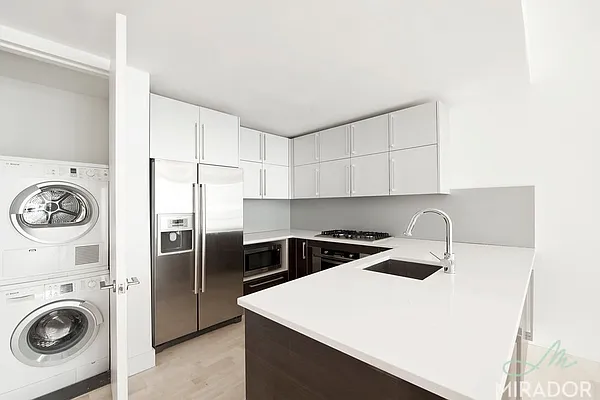 Sold by Mirador Real Estate | media 12