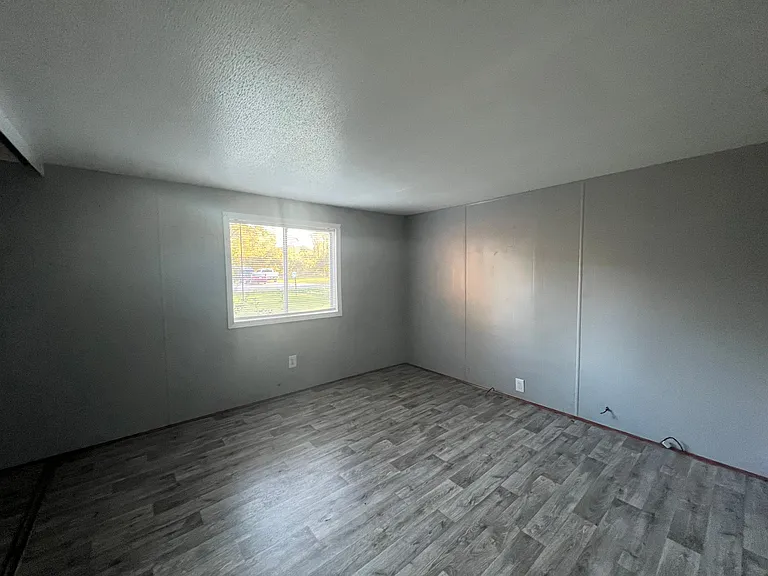 108 Grafton Dr — Photo 8
