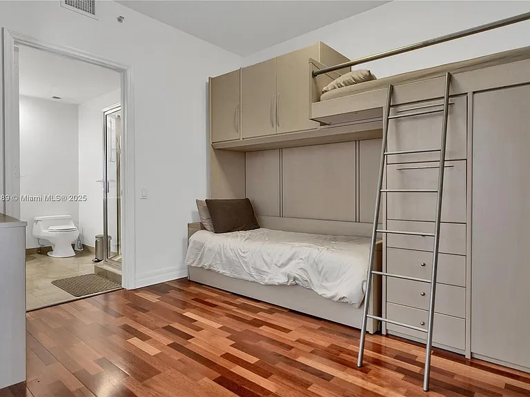 808 Brickell Key Dr #2506 — Photo 21