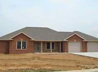 998 N Evergreen Dr, Jasper, IN 47546