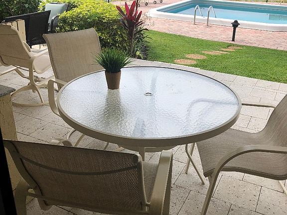 3rd image of 1005 Bel Air Dr