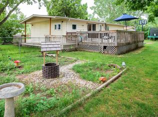 408 Piccadilly Cir, Bismarck, ND 58504
