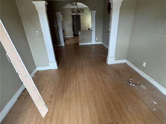 3rd image of 4150 E Ames Blvd