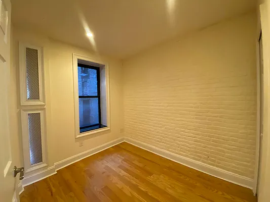 Rented by Corcoran | media 32