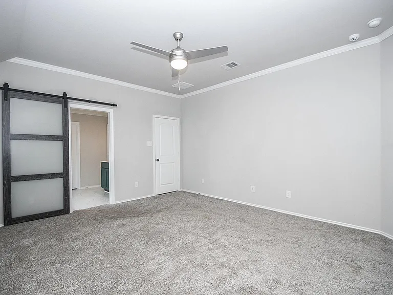 9316 Colonial Bent Ct — Photo 12