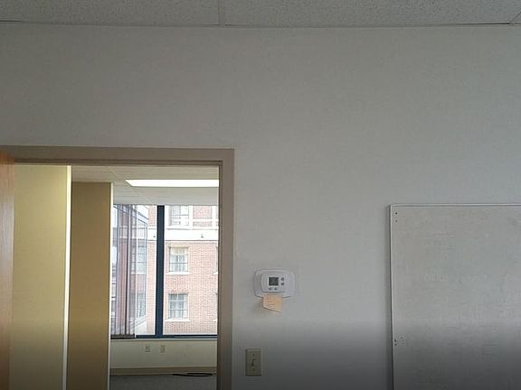 2nd image of 401 Main St #4011110