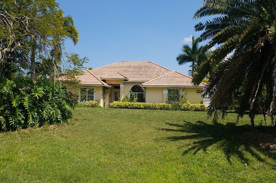 1st image of 4898SWLAK E Grove Cir