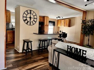 160 McKinney Rd, Asheville, NC 28806