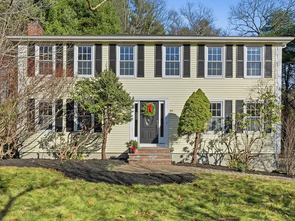 134 Bogastow Brook Rd, Holliston, MA 01746