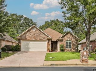 5815 Cross Creek Cir, Tyler, TX 75703