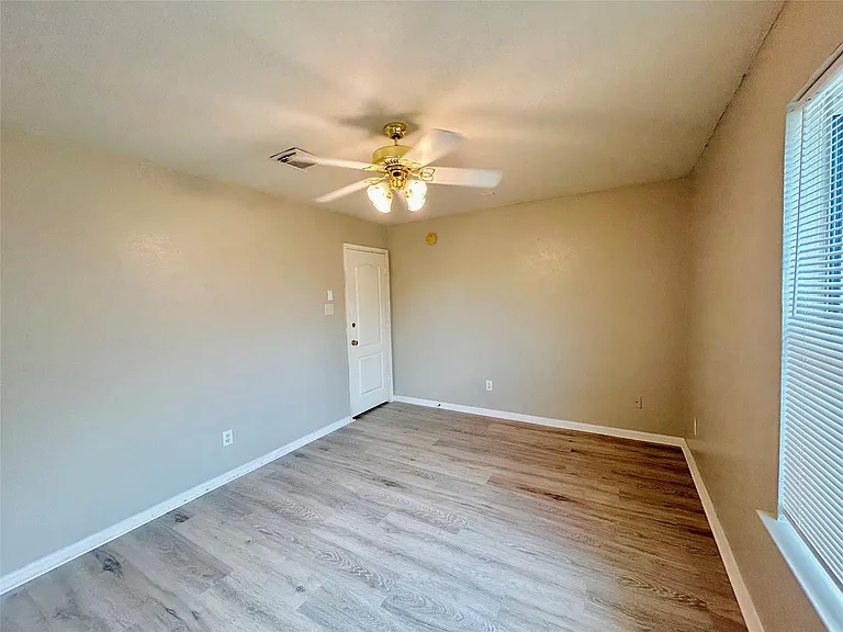 6535 Silky Moss Dr — Photo 34