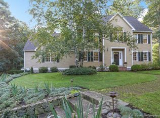 25 Ashland Rd, Boxford, MA 01921