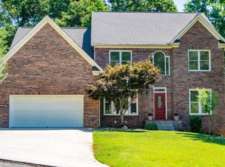 108 New Bedford Ln, Oak Ridge, TN 37830