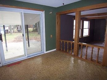 2nd image of 2470 Helen St