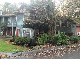 1034 Wiltshire Way, Norcross, GA 30093