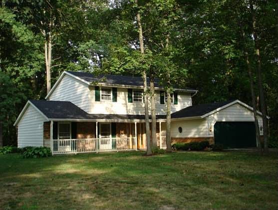 1st image of 303 S Southwood Dr
