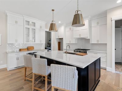 5212 Singing Bird Dr, Moseley, VA, 23120